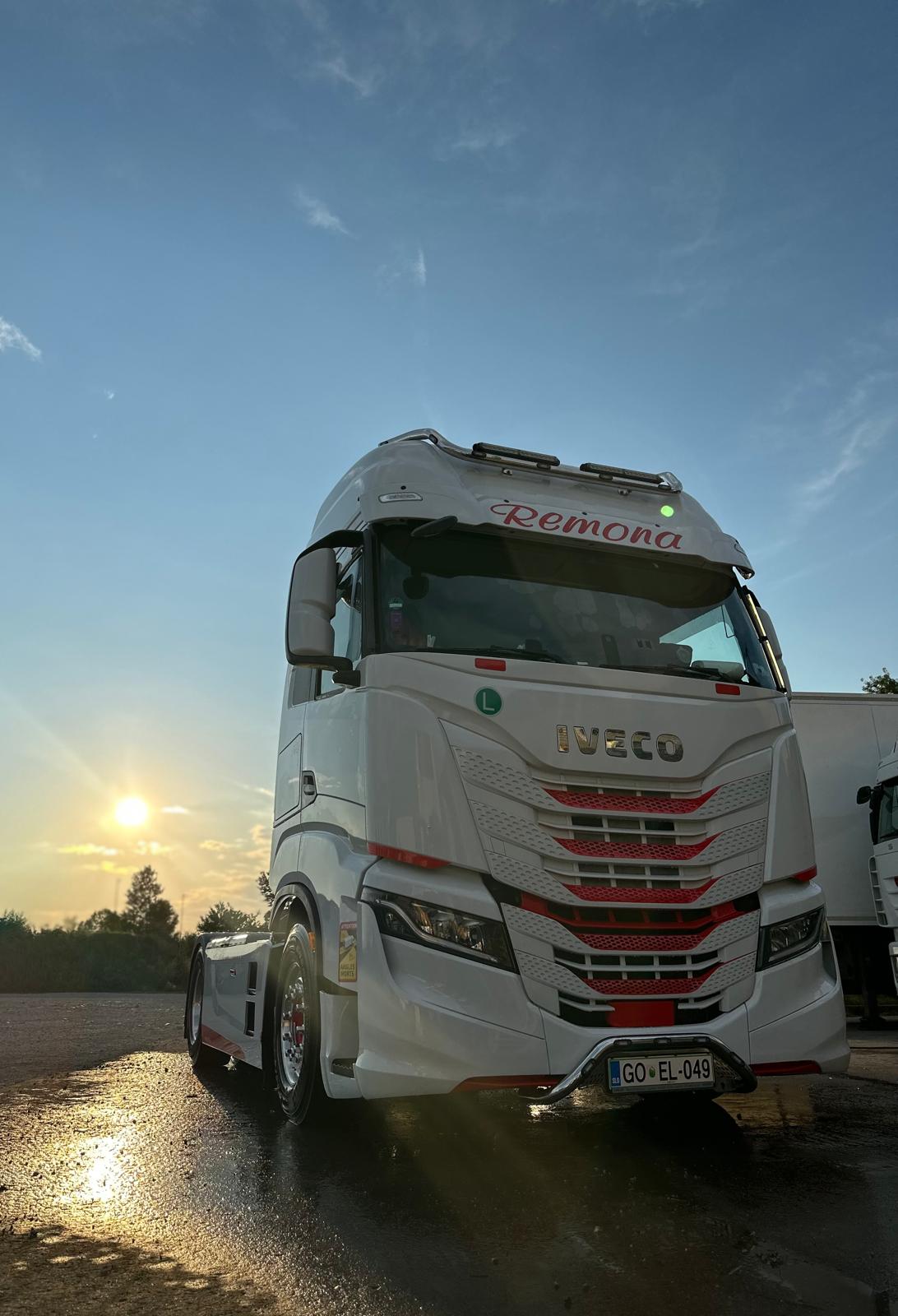 Long-haul truck